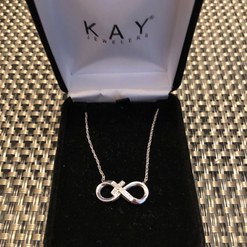 Kay Jewelers necklace
